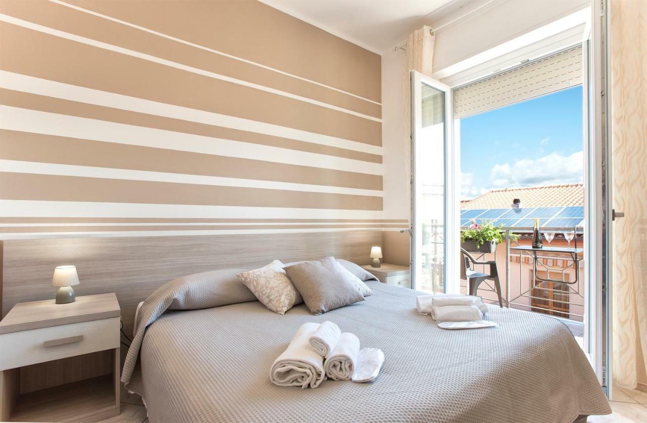 Alguest Hotel Алгеро Екстериор снимка
