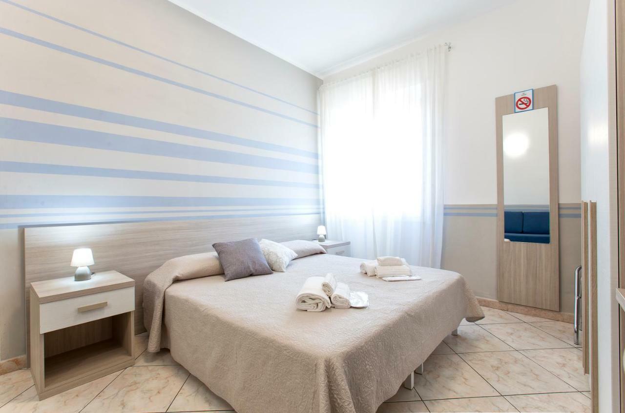 Alguest Hotel Алгеро Екстериор снимка
