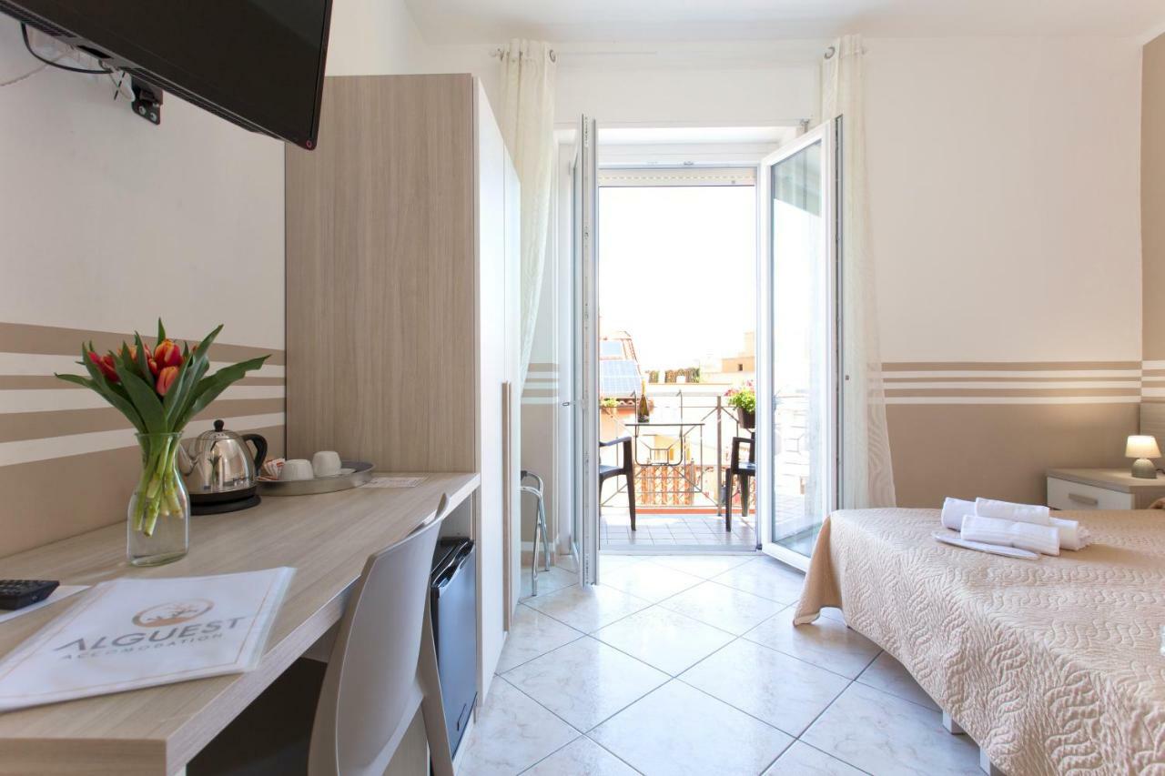 Alguest Hotel Алгеро Екстериор снимка