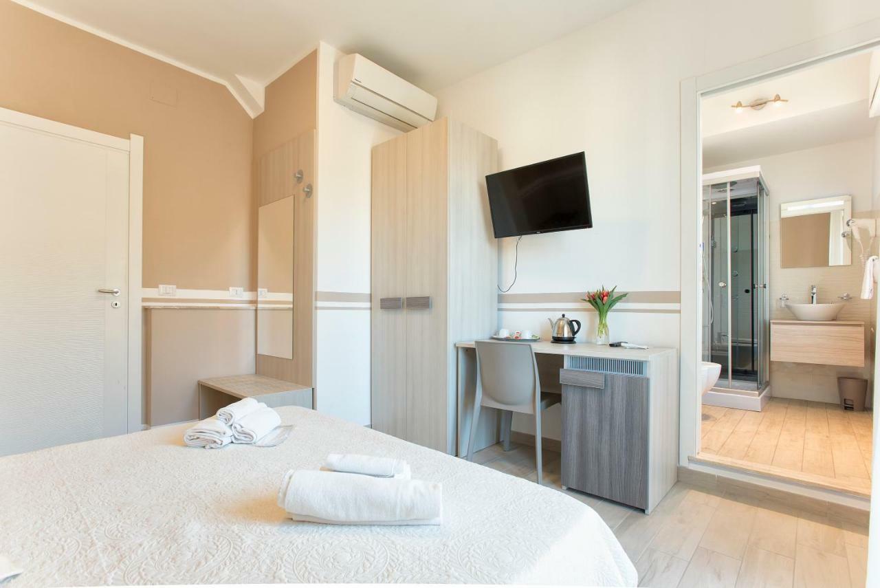 Alguest Hotel Алгеро Екстериор снимка