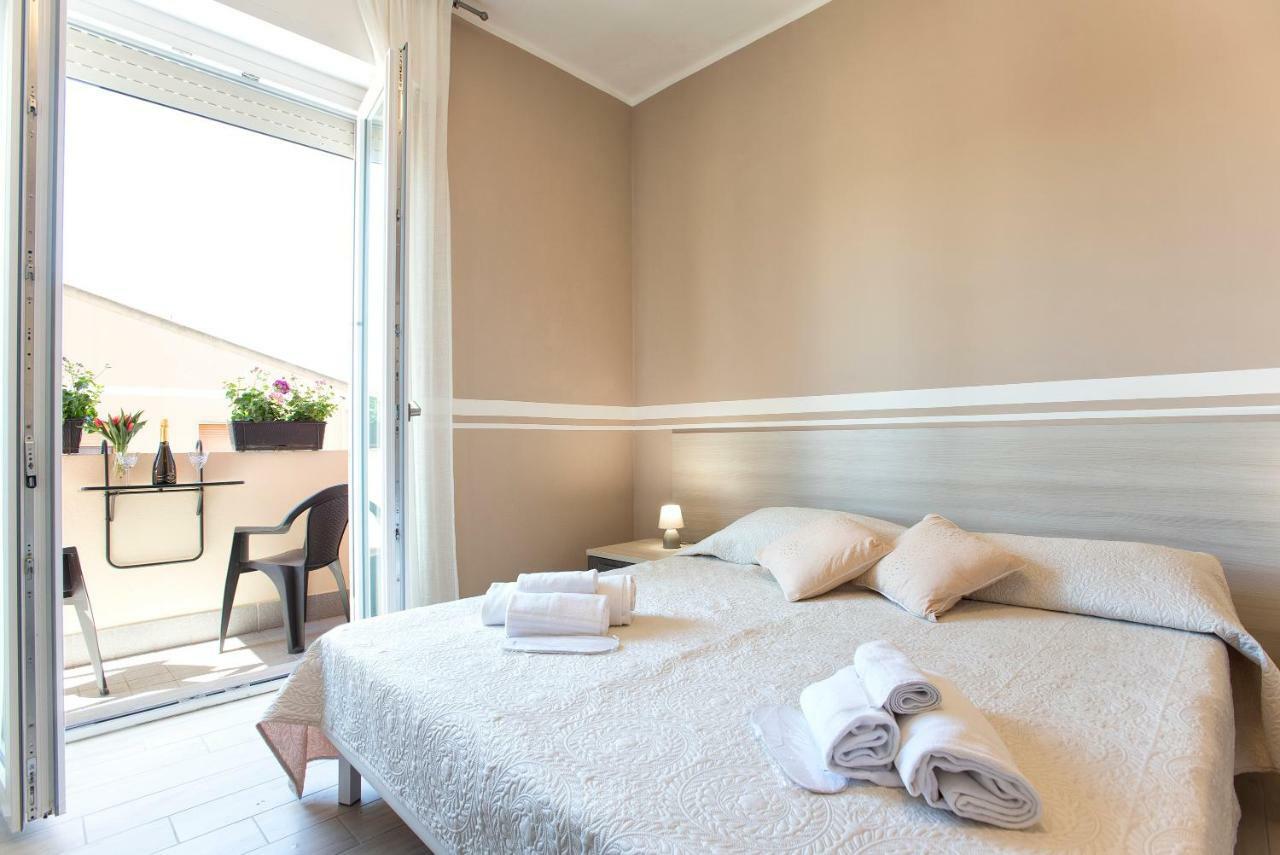 Alguest Hotel Алгеро Екстериор снимка